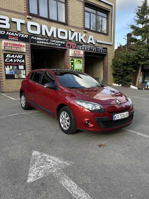 Продам Renault megane III 2012 газ-evro 4