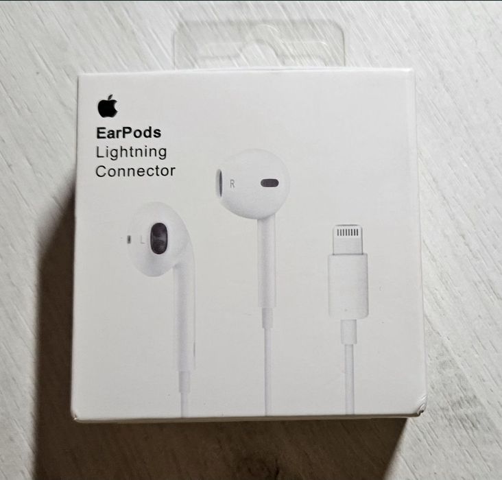 Apple earpods Lightning