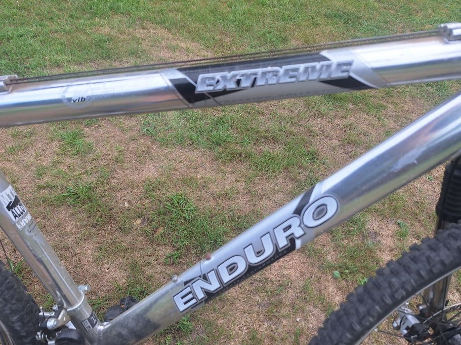 Rower  górski  enduro extreme.