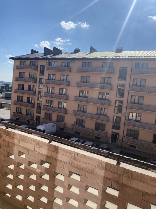 Продаж 3 к квартири в зданому будинку . 980 дол м кв