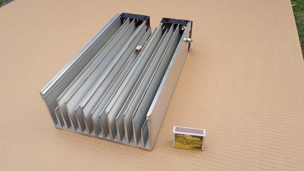 Inwerterowy radiator duży