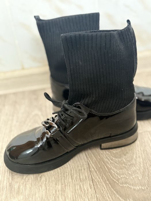 Чоботи 36 розмір