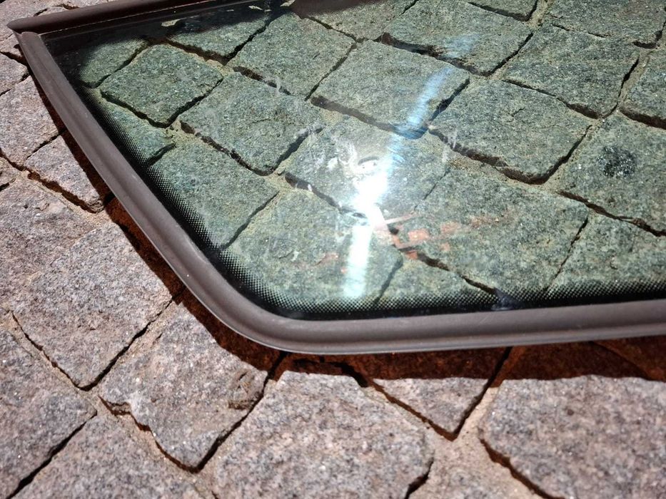 Vidros laterais mala Audi A4 B5 8D carrinha originais como novos
