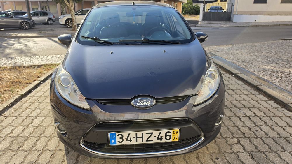 Ford fiesta 1.2  38 MIL kilometros REAiS