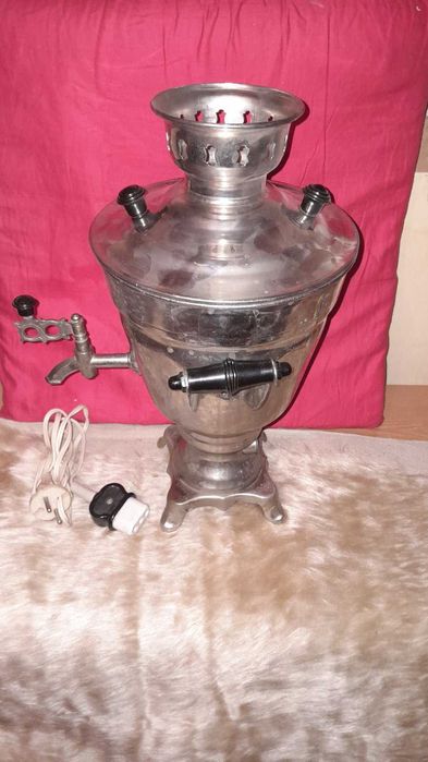 Самовар электрический из СССР  и другое  дешево