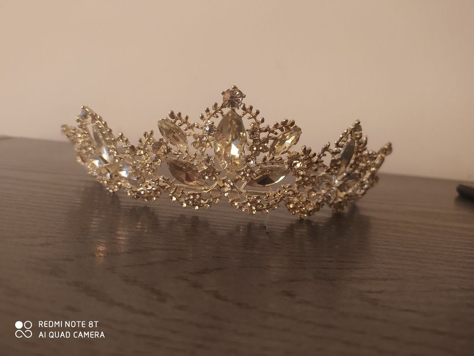 Nowa korona posrebrzana