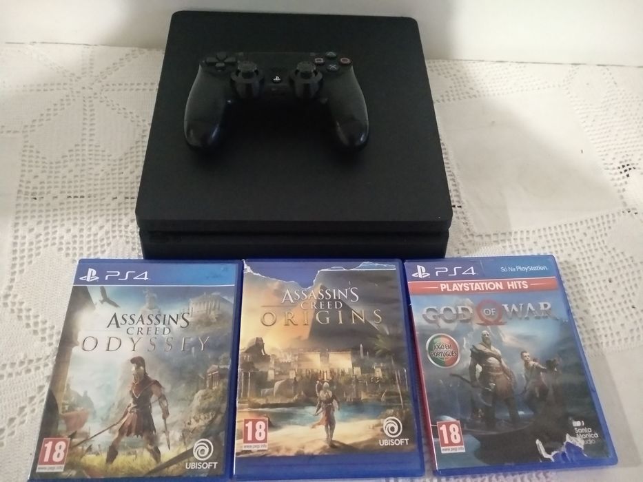 Ps4 e Com 3 Jogos