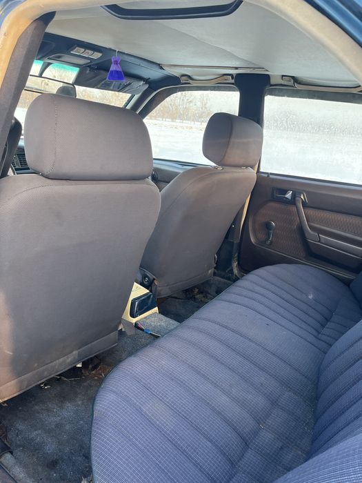 Продам Mercedes-Benz на полном ходу !