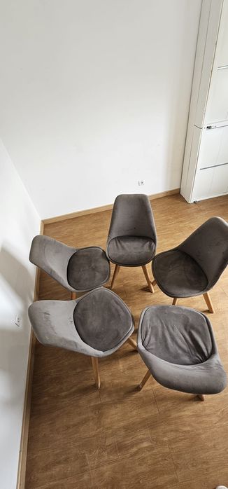 Vendo 5 cadeiras de camurça