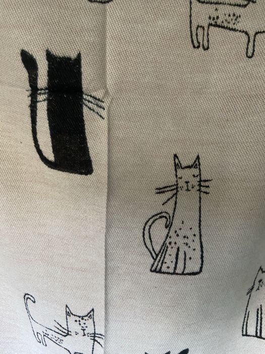 Dwustronny długi szal w koty