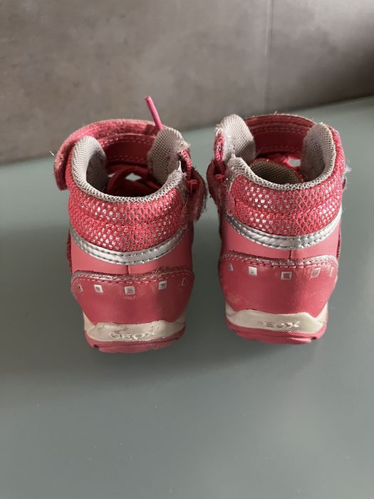 Sapatos Geox com luz