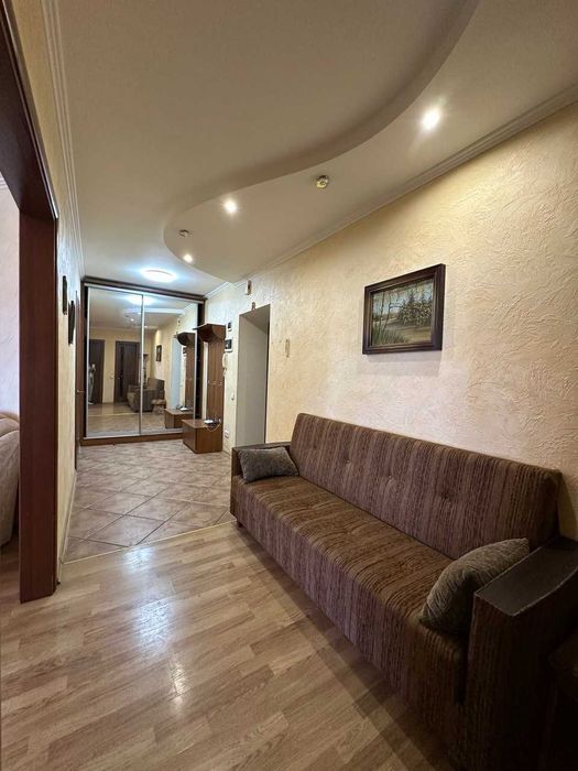 Продам  2-комн.квартиру с Ремонтом ул.Семена Палия/ Газ+ Кирпич