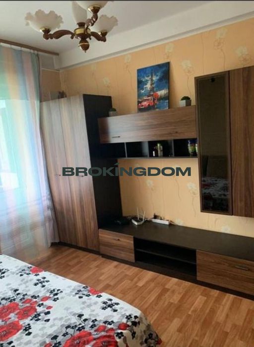 Продаж 2-кімнатної квартири по вул. Зодчих