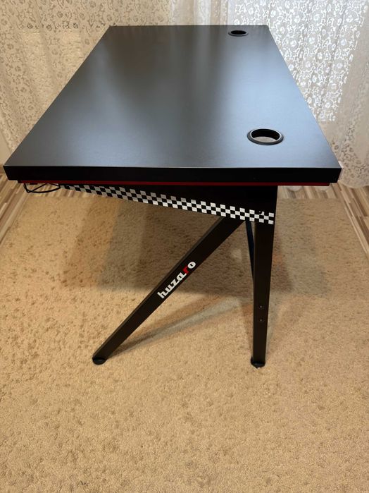 Biurko gamingowe huzaro