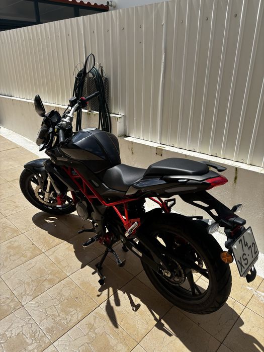 Moto benelli 125