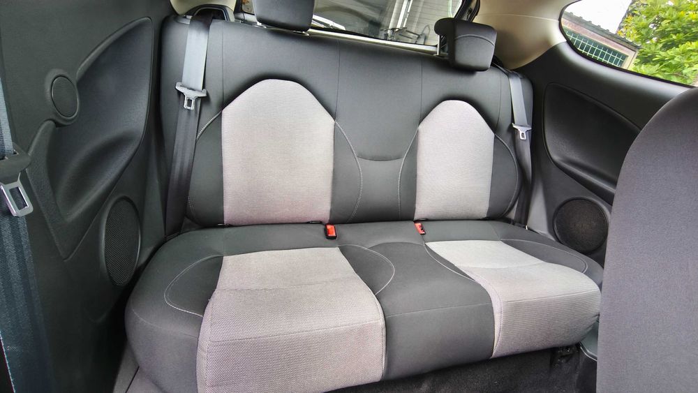 Alfa Romeo MiTo 1.3 JTDm Distinctive (2011) – Design Italiano & Extrema Economia