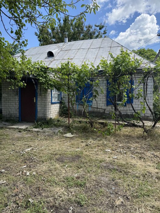 Сертифікат. Продаж будинку в передмісті Кременчука