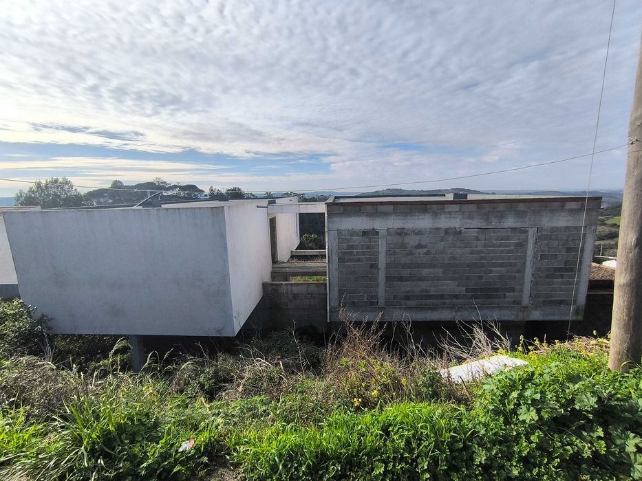 Moradia em Construção- Apenas 30 Minutos de Lisboa!