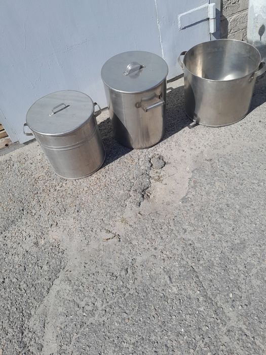 Каструлі нержавійка 16,20,23л