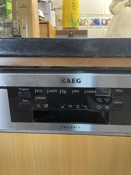 Maquina Lavar Louça de encastrar AEG