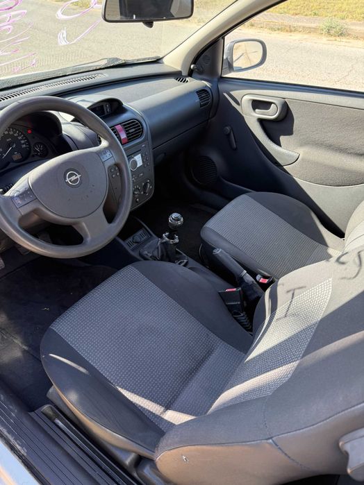Opel Corsa CDTI Poucos km's
