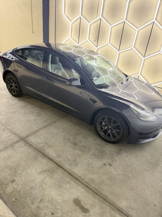Tesla Model 3 Standard Range plus LFP Facelift