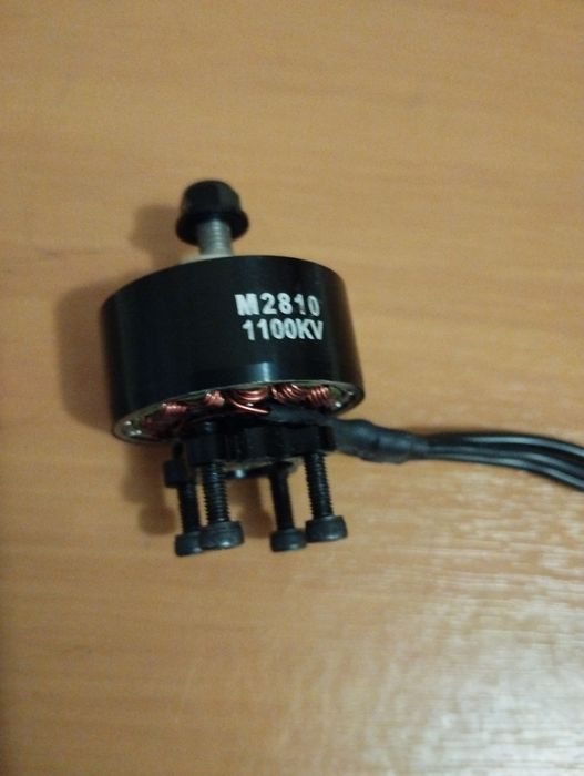 Безщітковий двигун M2810 1100KV