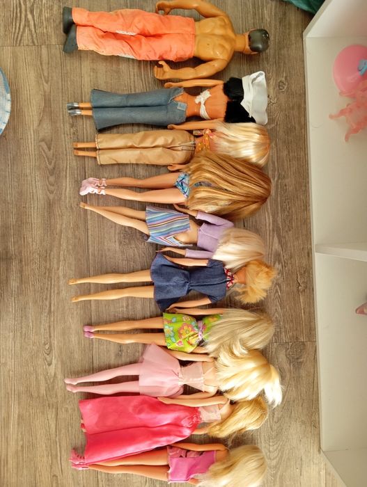 Conjunto 10 Barbies década de 2000