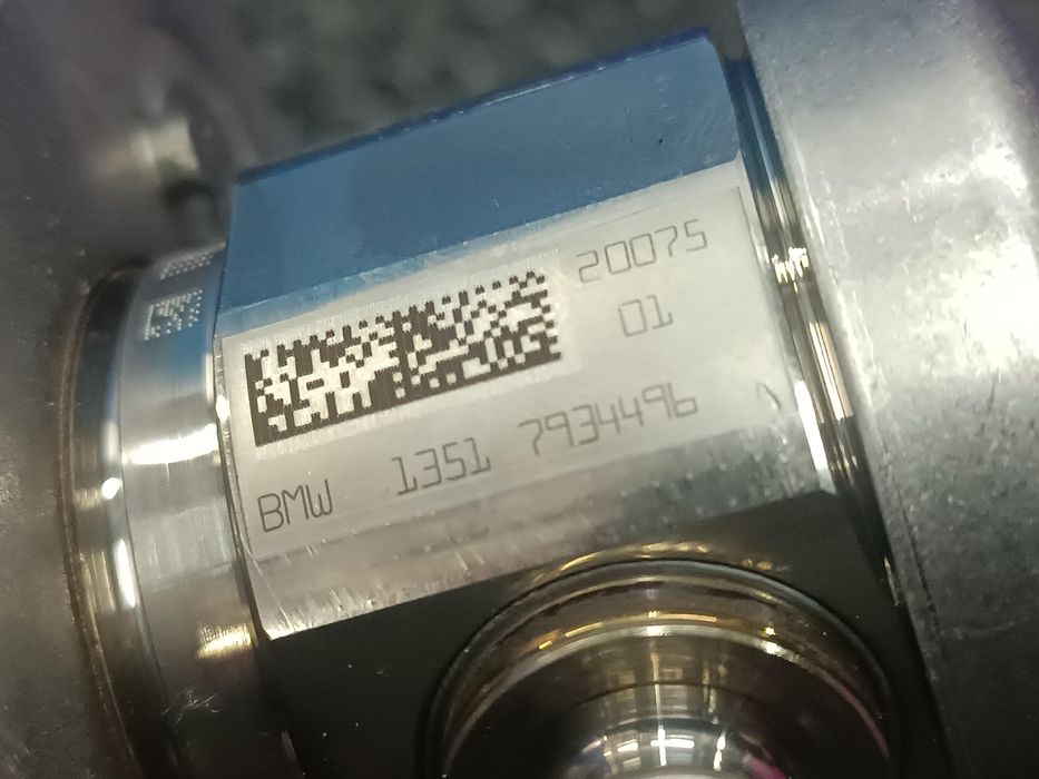 Насос паливний BMW B58 X3 X5  X6 13517934496 насос высокого давления