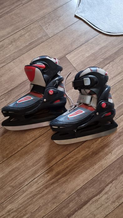 Продам коньки классные