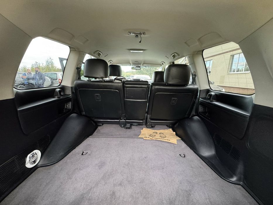 Разборка Land Cruiser 200 по запчастинах