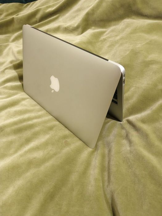 MacBook Air 11 2012 идеал