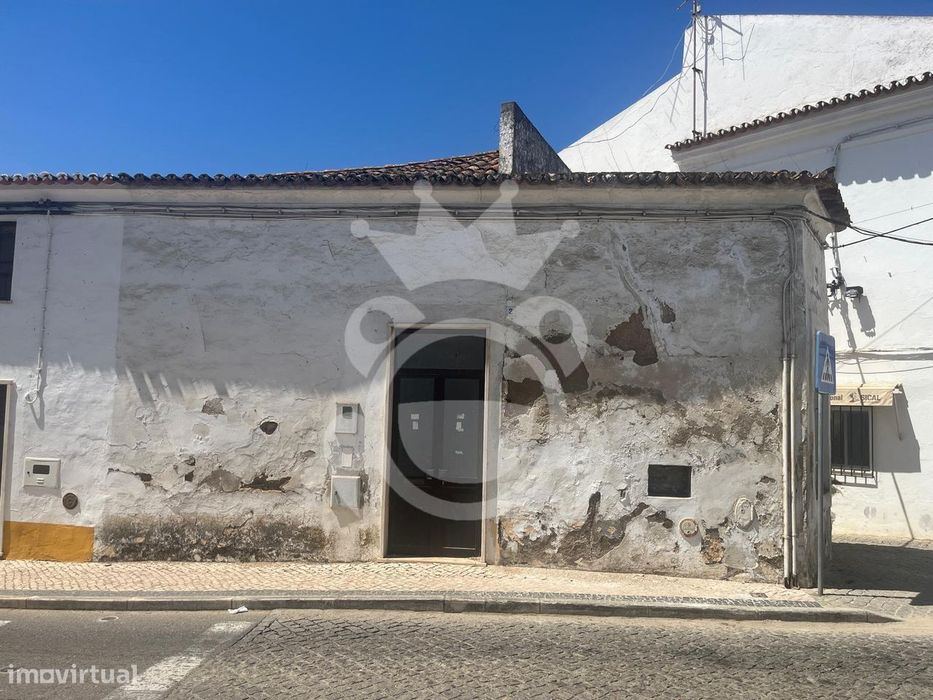 Espaço Comercial Em Portel Localização Que Faz A Diferença