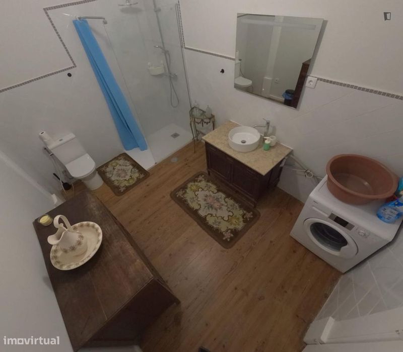 Quarto - localizado em Bonfim Porto
