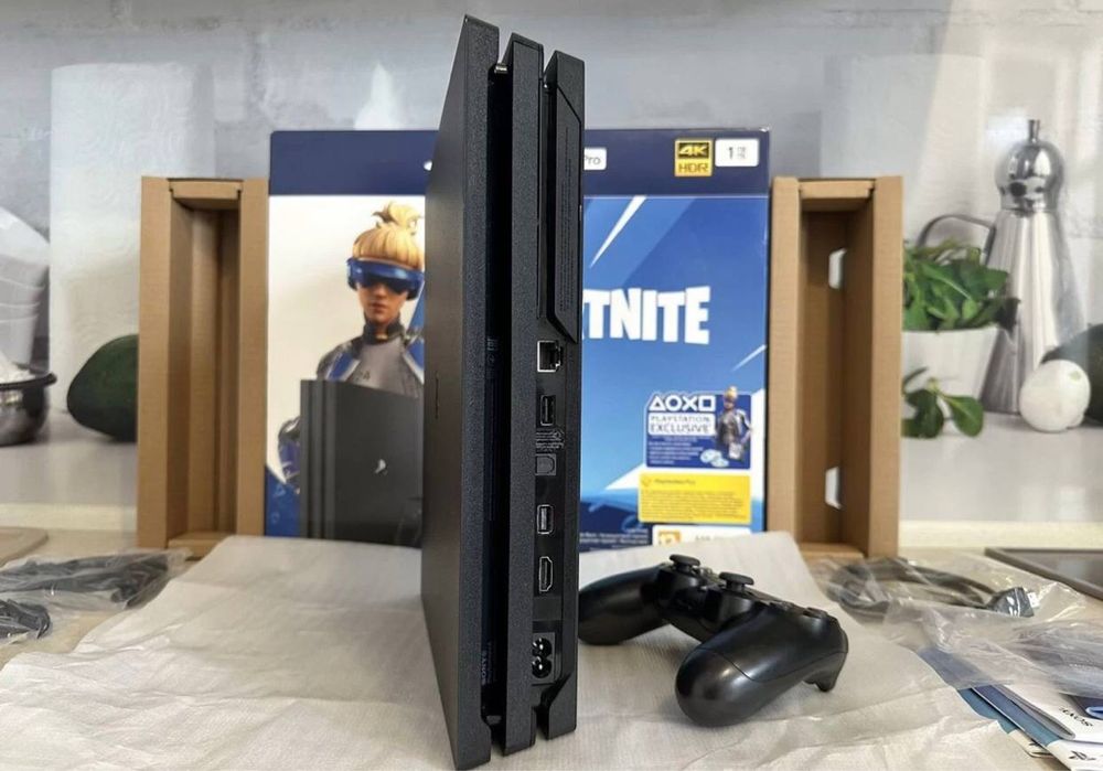 Приставка PS4 Pro 1TB с играми