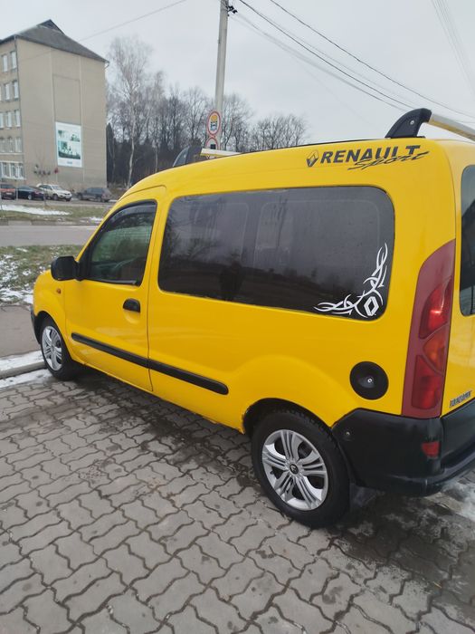 Рено кенго  продаж