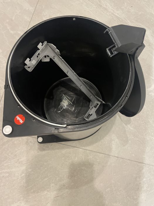 Kitchen Trash Bin64740974528386121