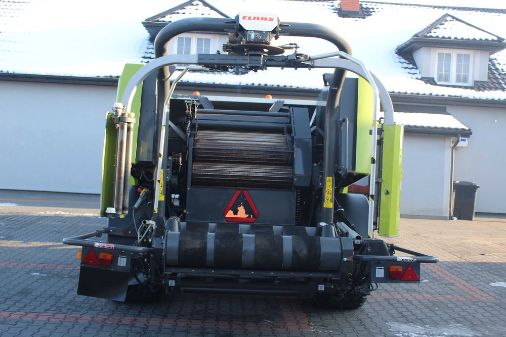 Prasoowijarka Claas Rollant 455 Uniwrap prasa