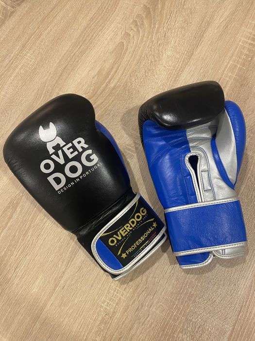 Luvas de boxe profissional