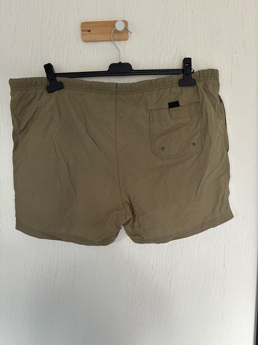 Khaki spodenki sportowe nike uniwersalne