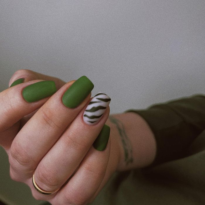 Profesjonalny manicure | Trwały efekt | Wolne terminy!