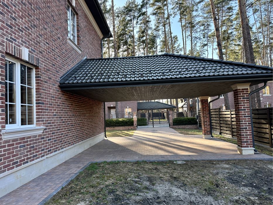 Купити будинок у лісовій Бучі у котеджному містечку