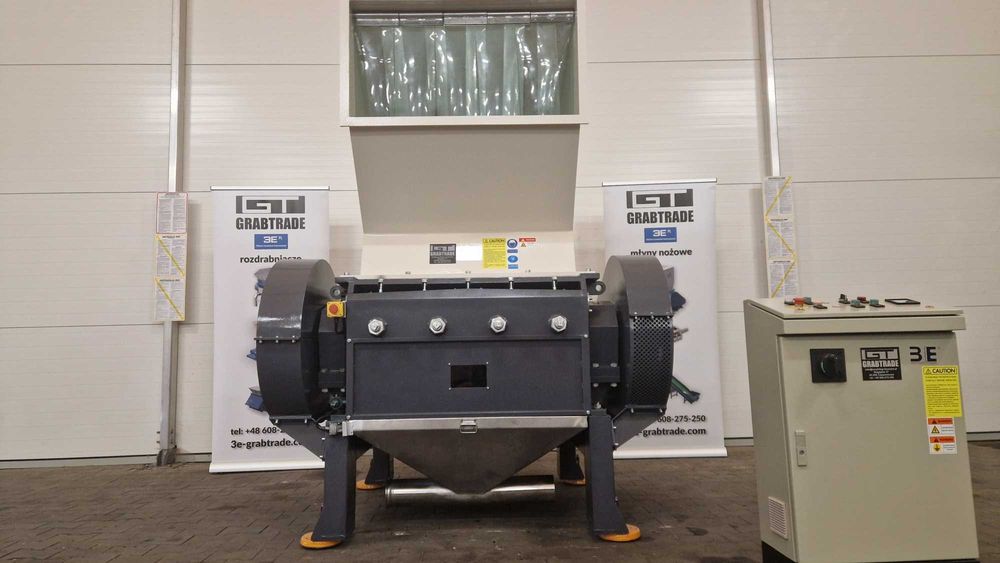 Młyn do tworzyw 3E PC42100R 45 kW – NOWY, rotor 1000 mm, na magazynie