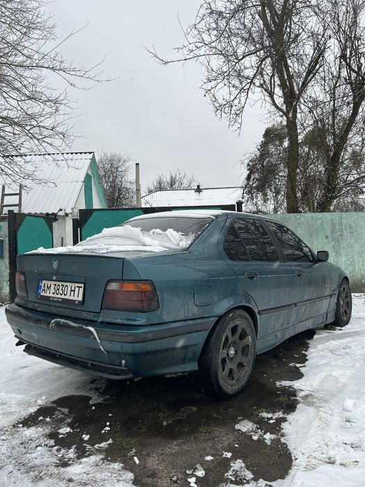 Продам бмв е36 2.0 Газ бензин