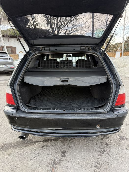 Автомобіль BMW I320 D E-46 2001 автомат