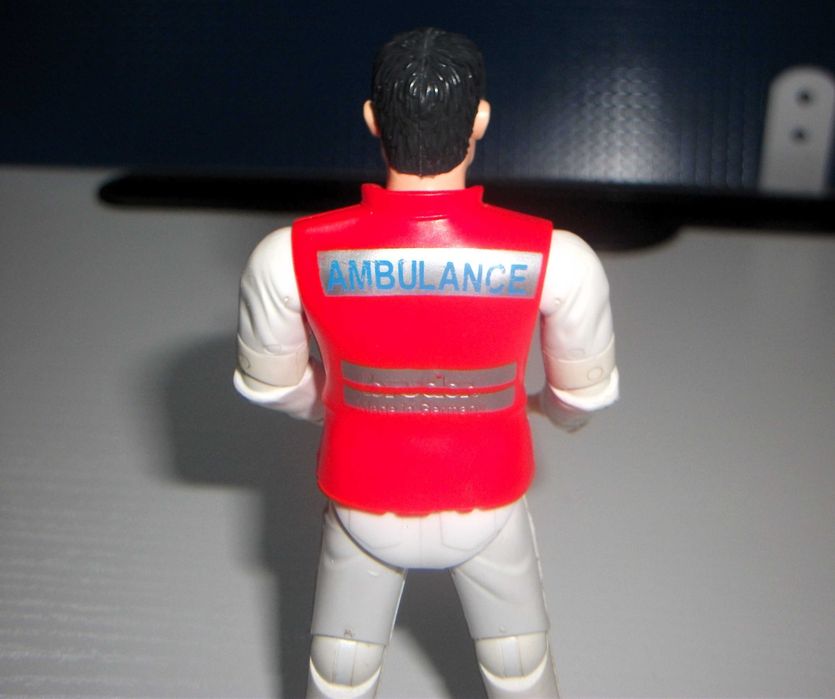 Bruder Paramedic Figure