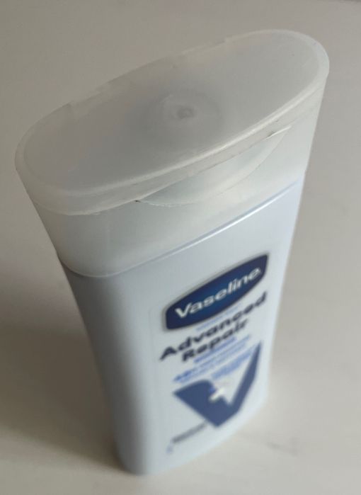 Vaseline Intensive Care Advanced Repair Balsam do ciała, 200ml (71)