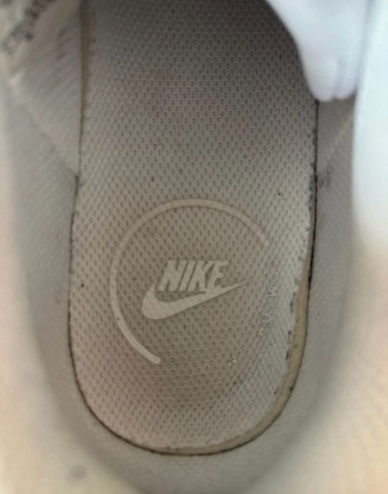 Sapatilhas Nike brancas