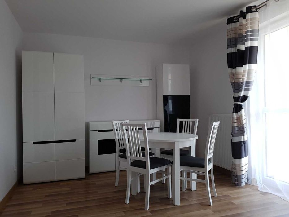 Nowoczesna, przestronna kawalerka (osobna kuchnia) ul. Górników