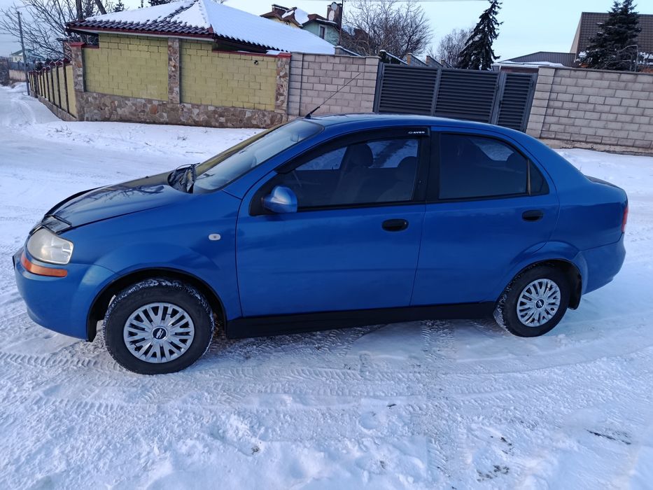Chevrolet Aveo  2004 года 1.5l газ бензин, Гур кондер